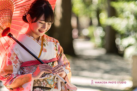 成人振袖弥彦番傘ロケーション撮影.jpg